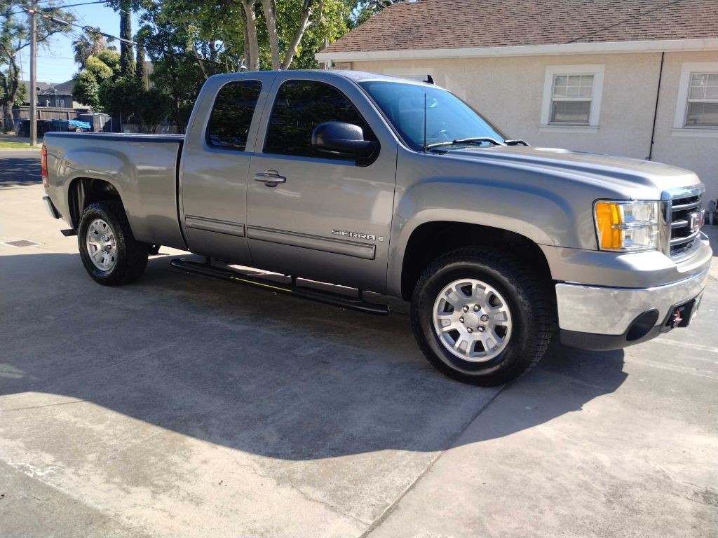2008 GMC Sierra Image 6