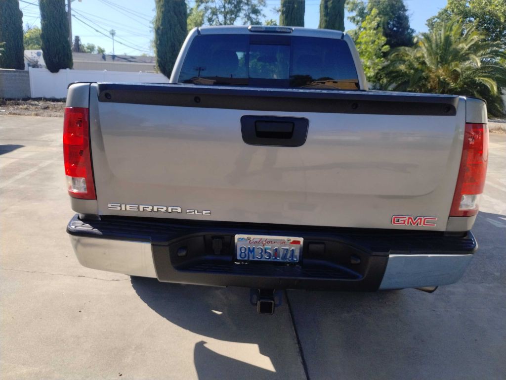 2008 GMC Sierra Image 9