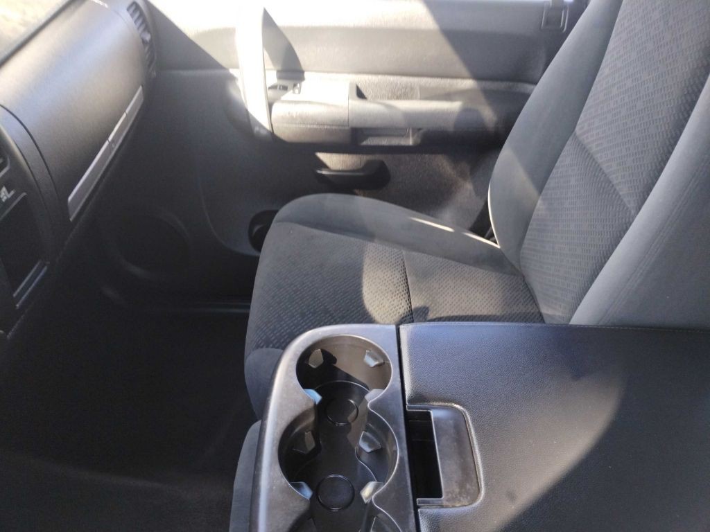 2008 GMC Sierra Image 15