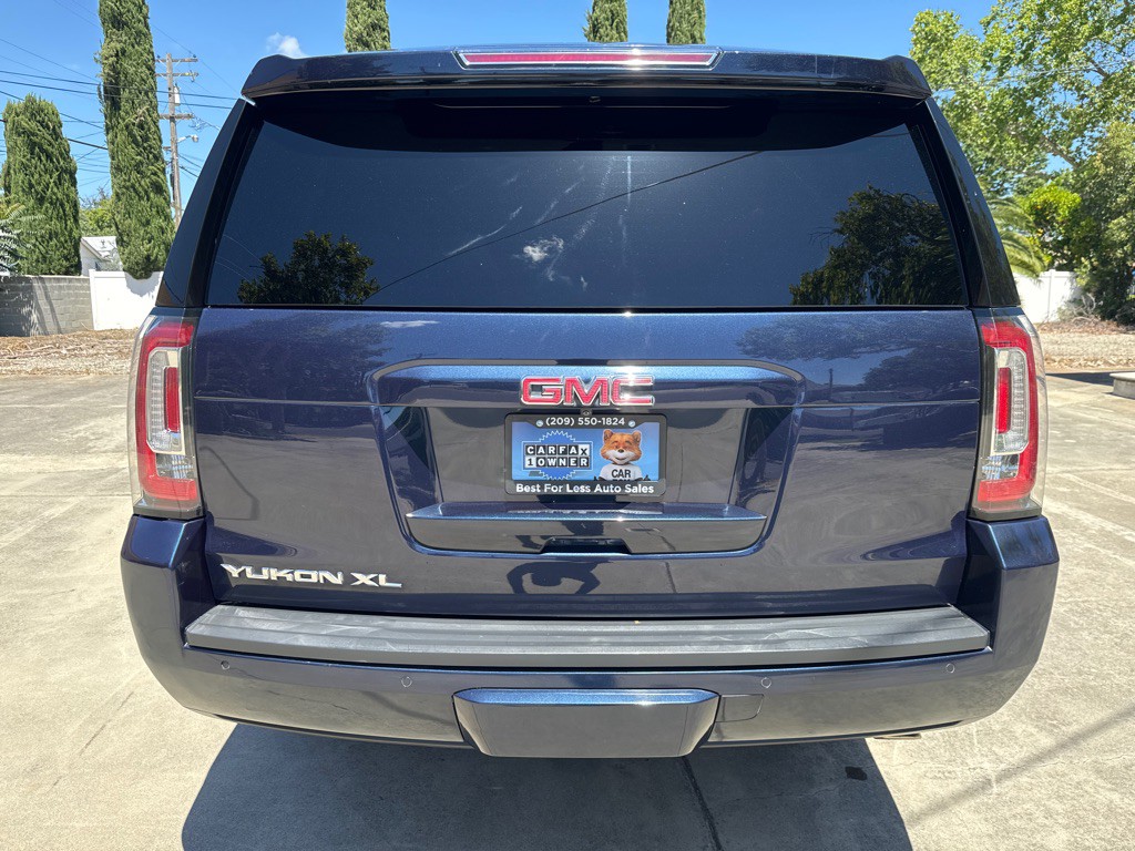 2018 GMC Yukon Image 9