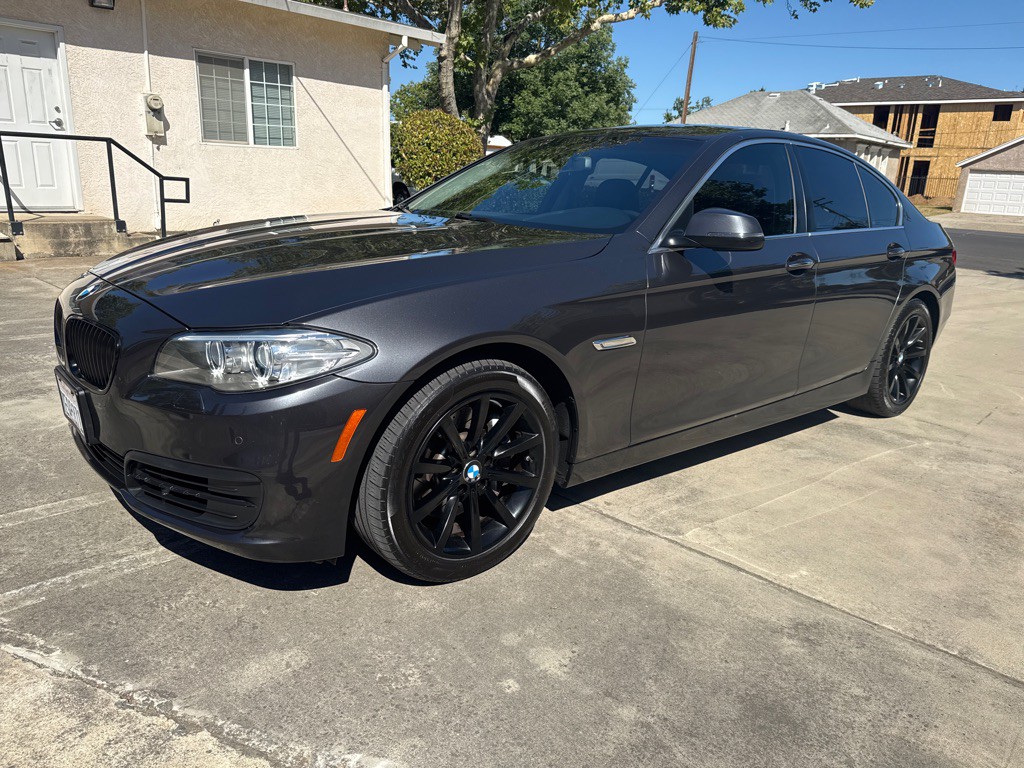 2014 BMW 5 Series Image 1