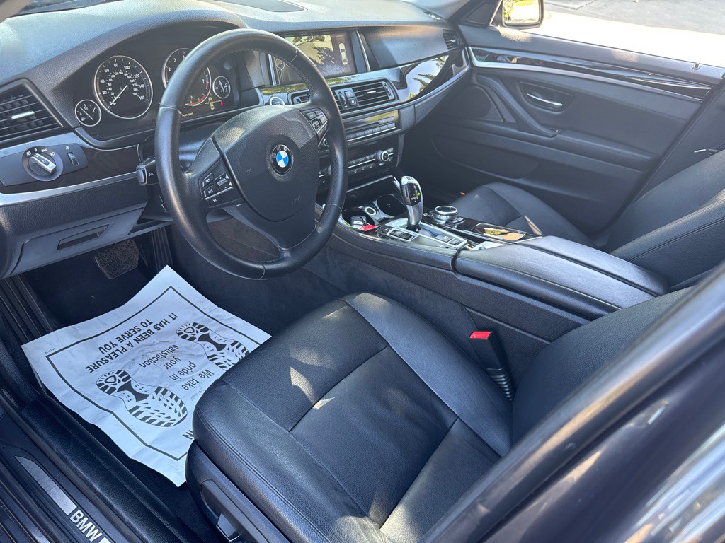 2014 BMW 5 Series Image 12