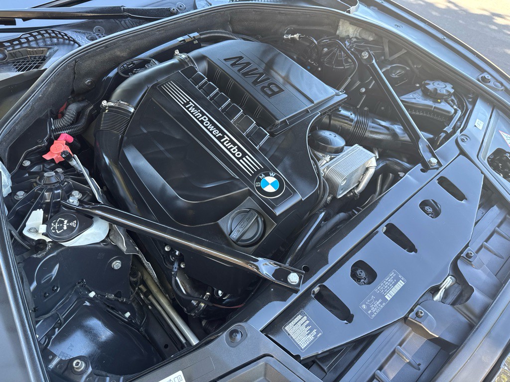 2014 BMW 5 Series Image 34