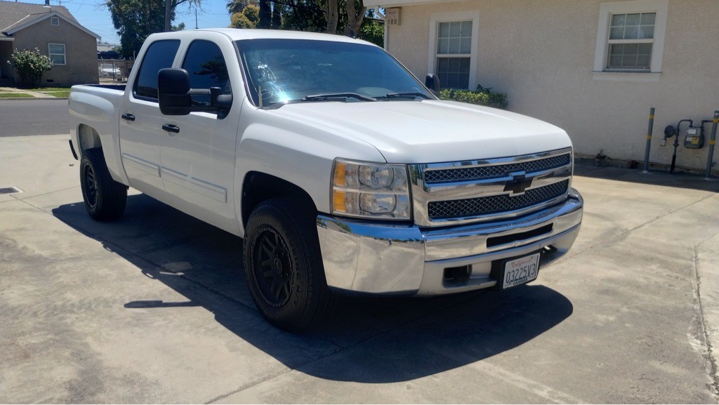 2013 Chevrolet Silverado 1500 Image 2