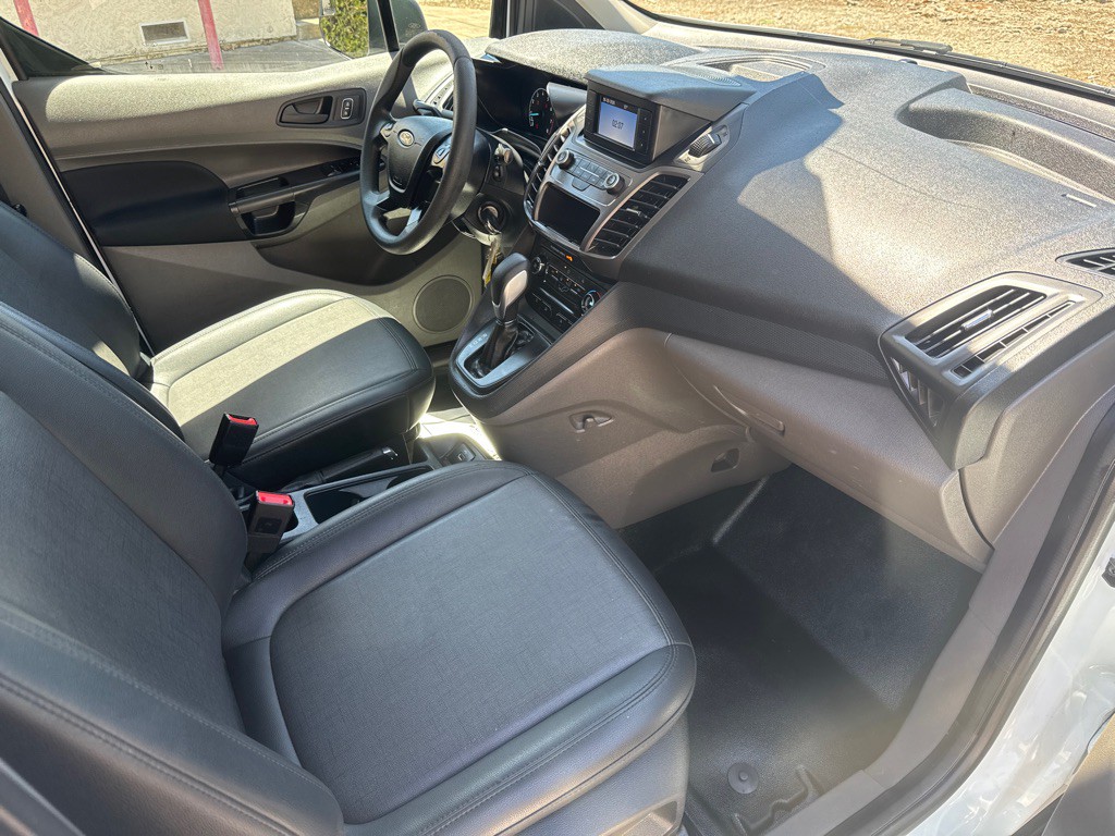 2022 Ford Transit Connect Image 16