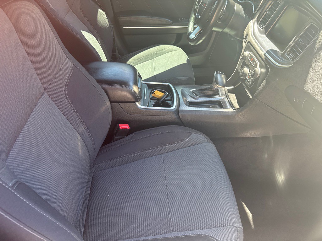 2015 Dodge Charger Image 14