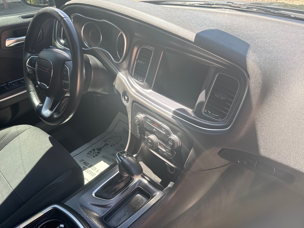 2015 Dodge Charger Image 16