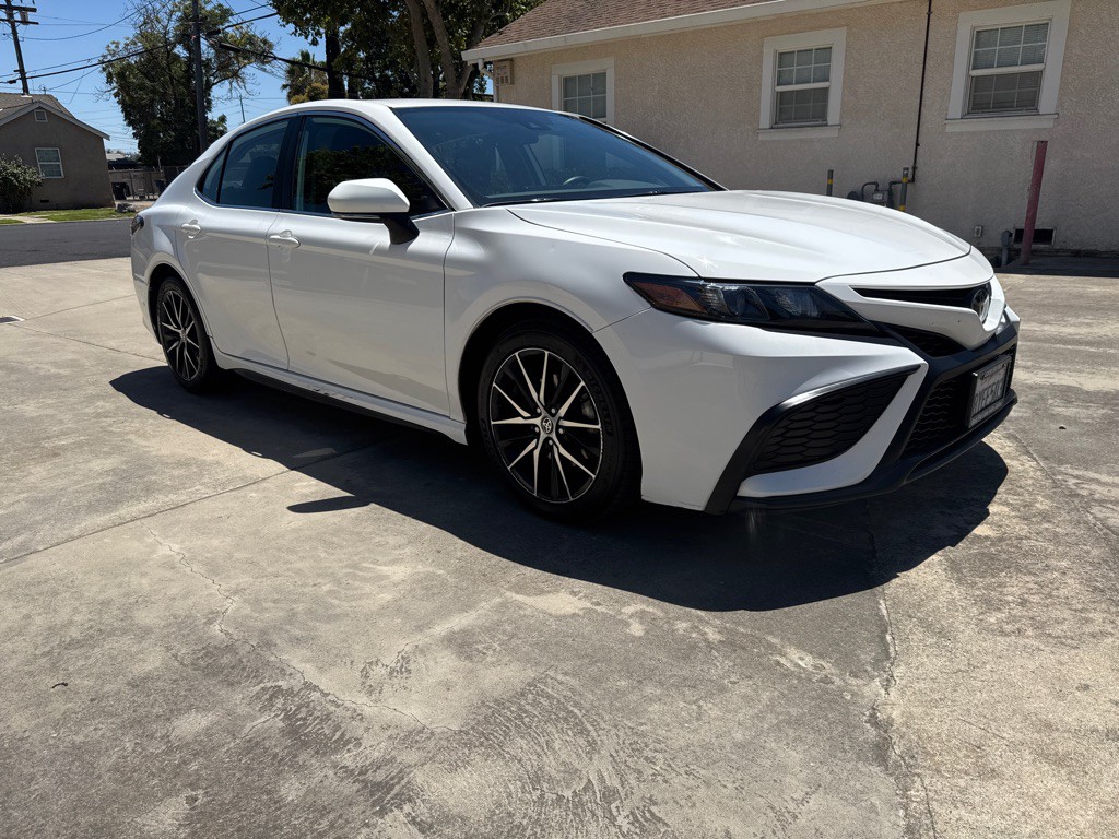2022 Toyota Camry Image 7