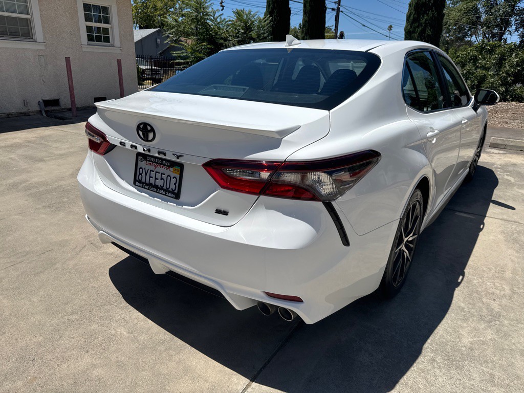 2022 Toyota Camry Image 9