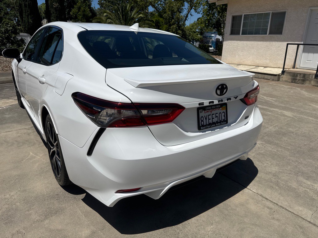 2022 Toyota Camry Image 11