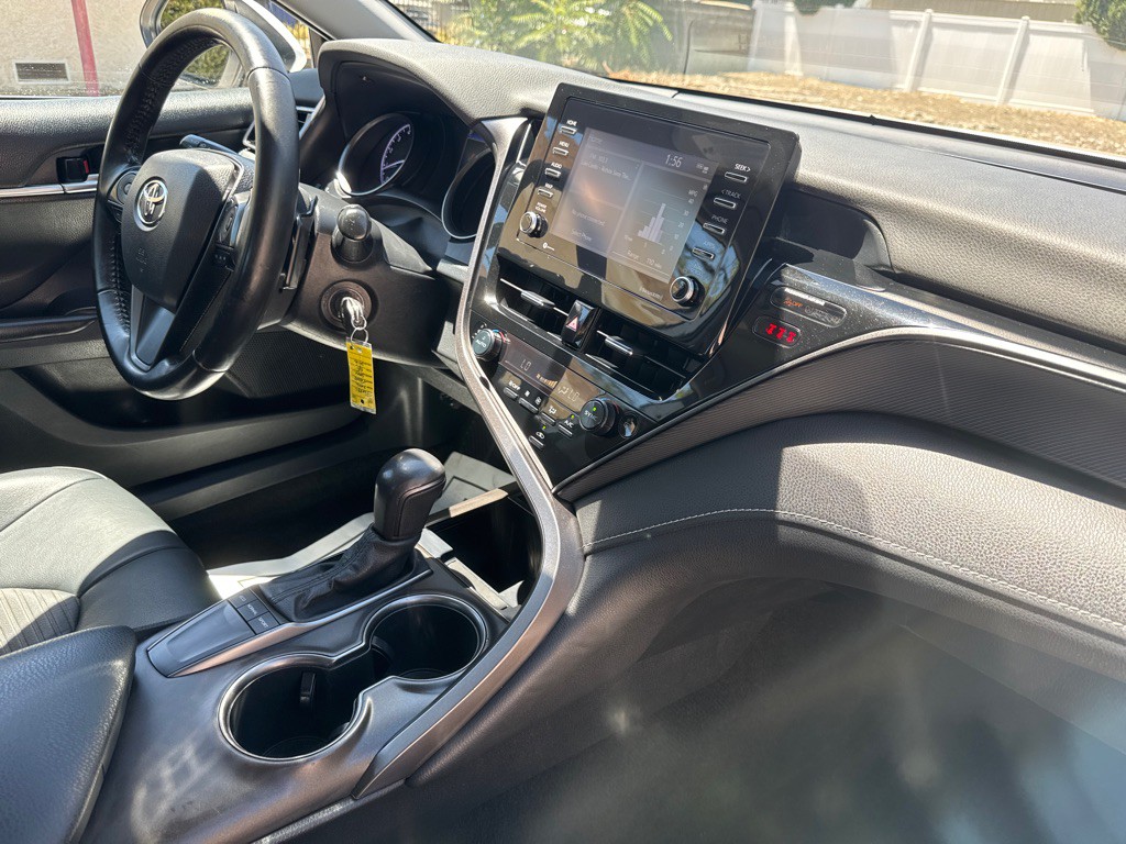 2022 Toyota Camry Image 19