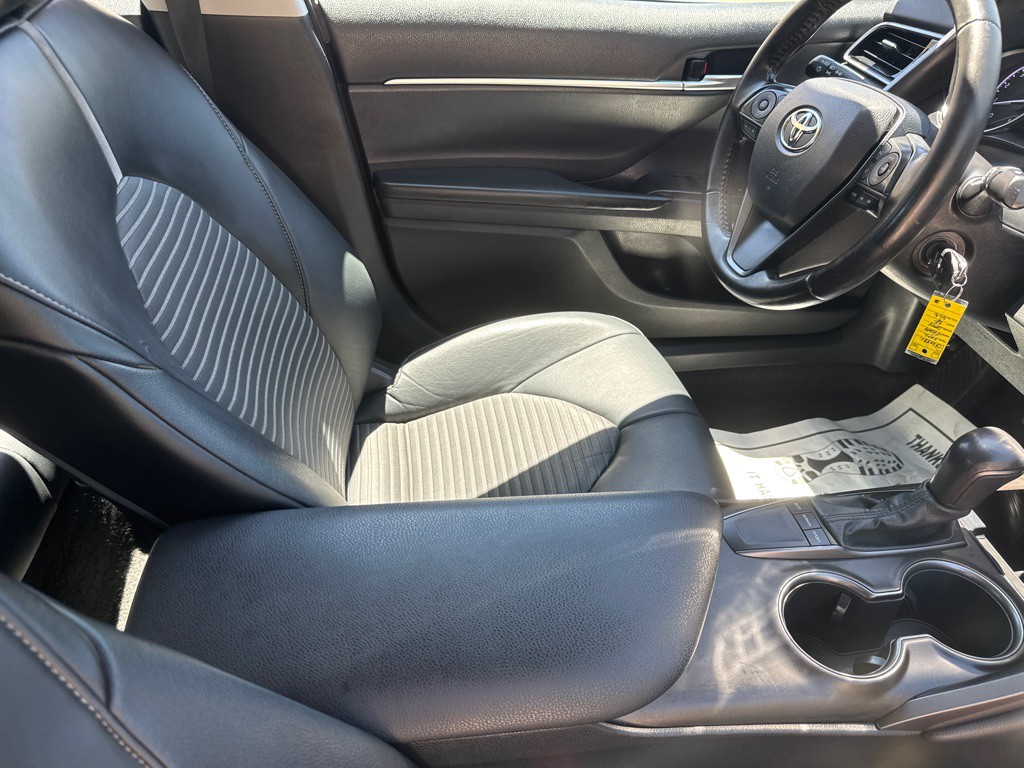 2022 Toyota Camry Image 20