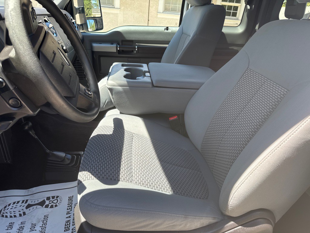 2015 Ford F-350 Image 17
