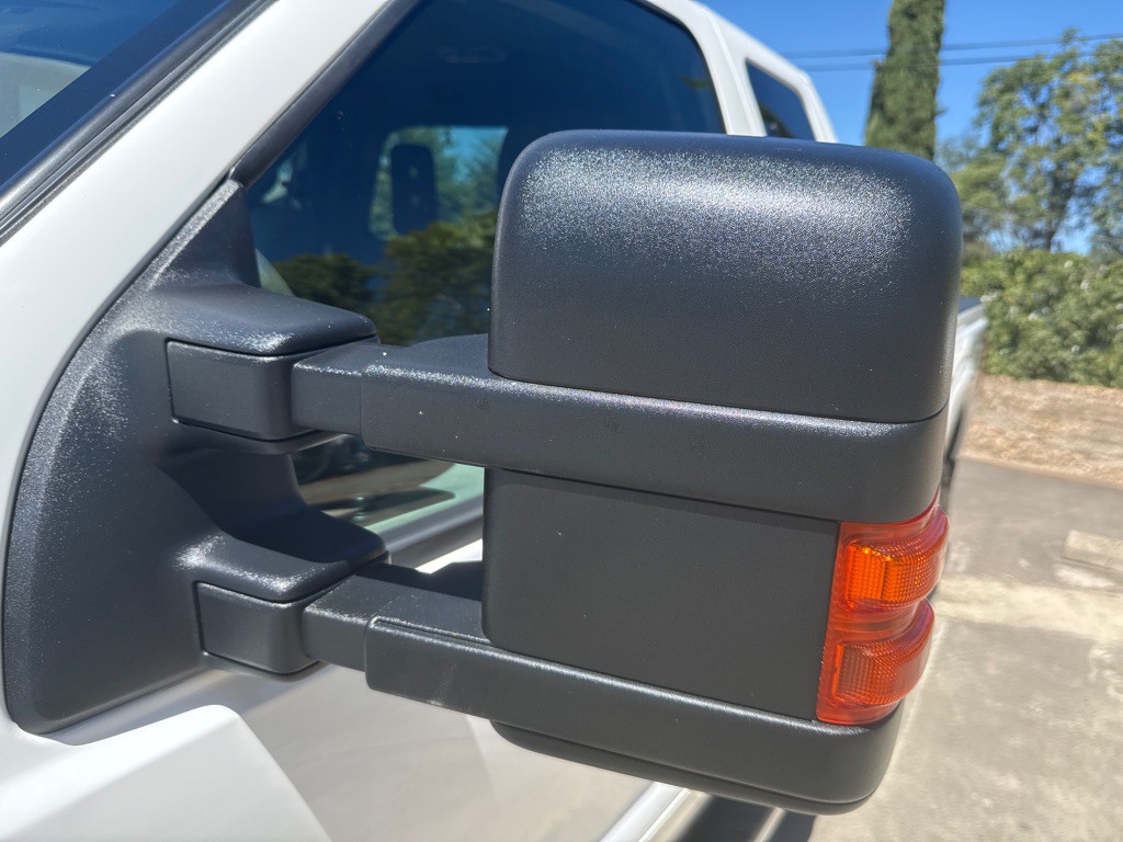 2015 Ford F-350 Image 24