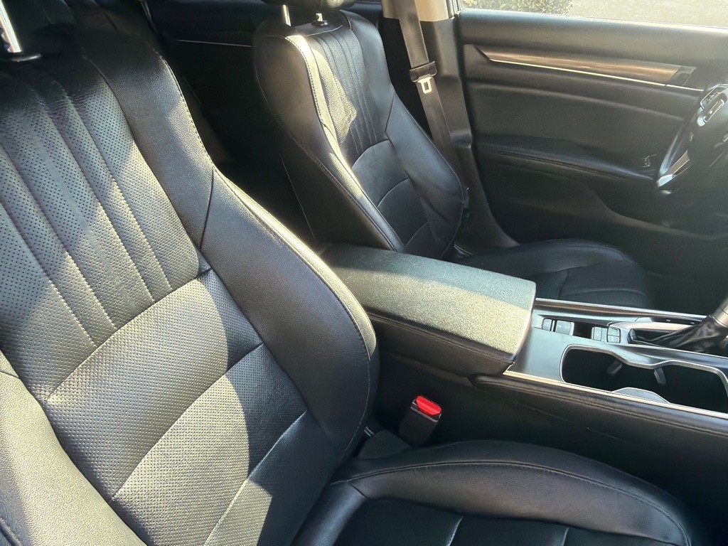 2021 Honda Accord Image 11