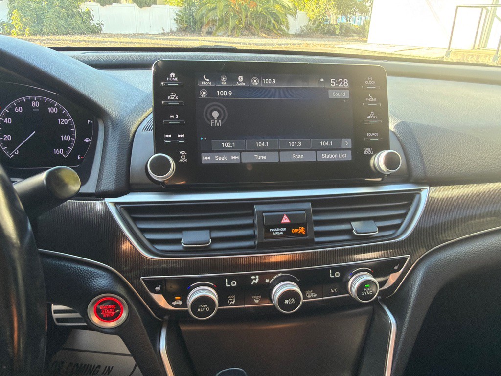 2021 Honda Accord Image 13