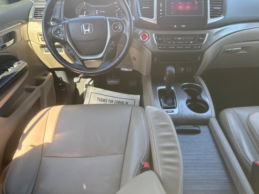 2016 Honda Pilot Image 17