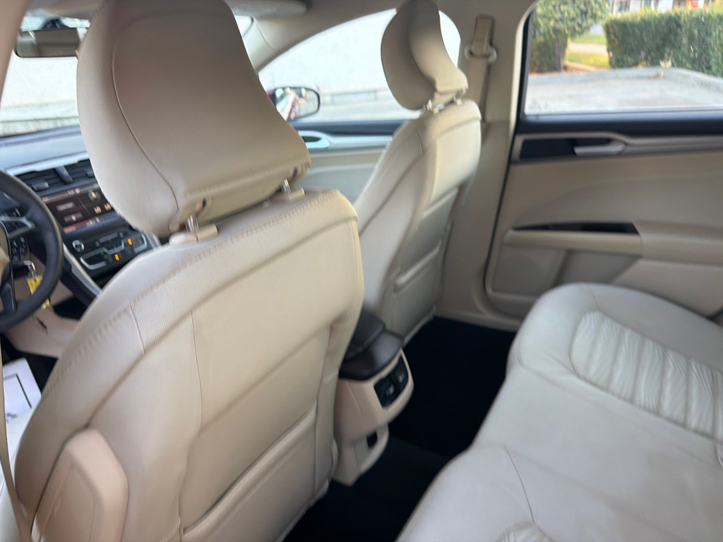 2016 Ford Fusion Image 7