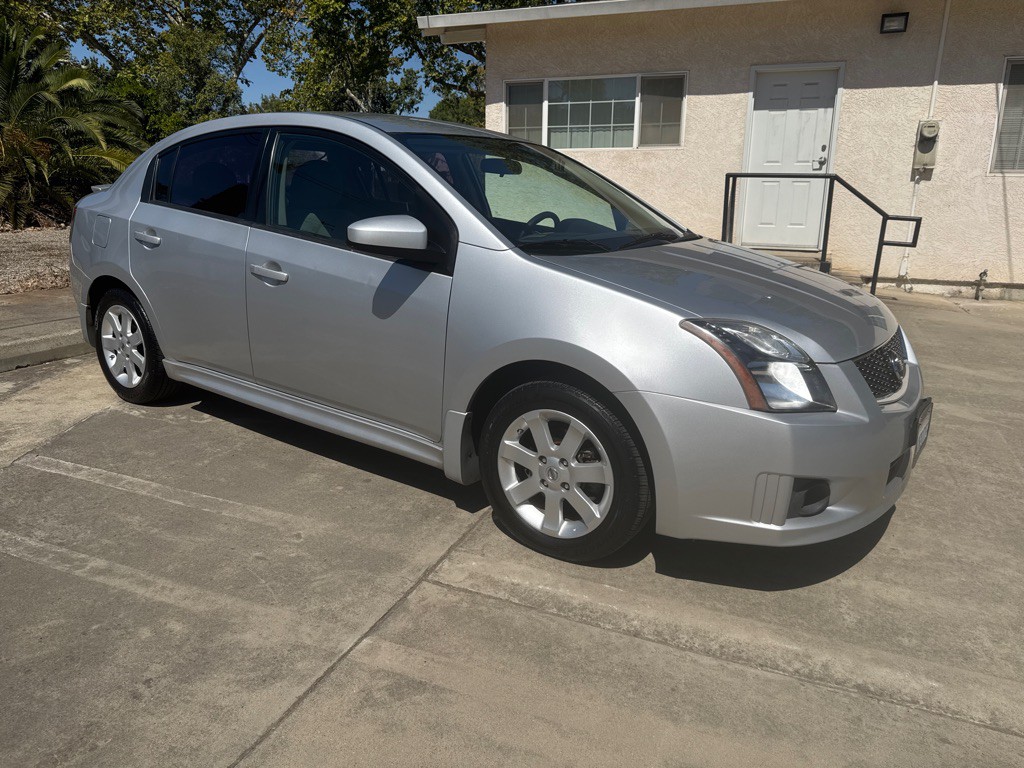 2012 Nissan Sentra Image 4