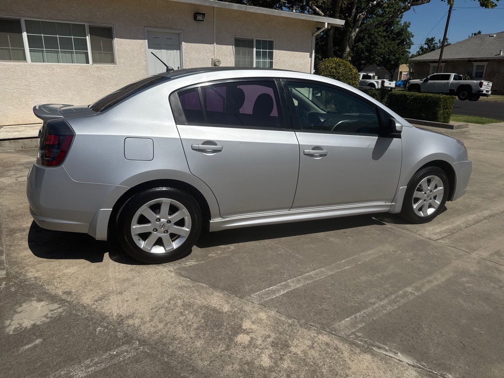 2012 Nissan Sentra Image 6