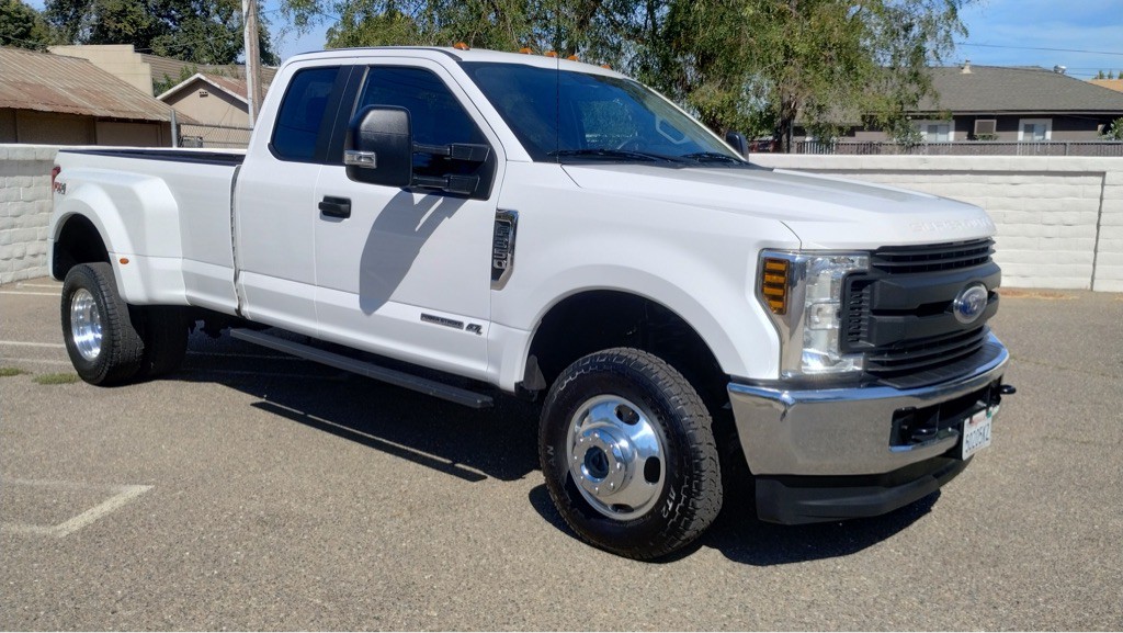 2018 Ford F-350 Image 1