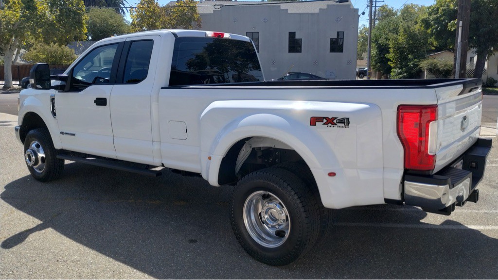 2018 Ford F-350 Image 3