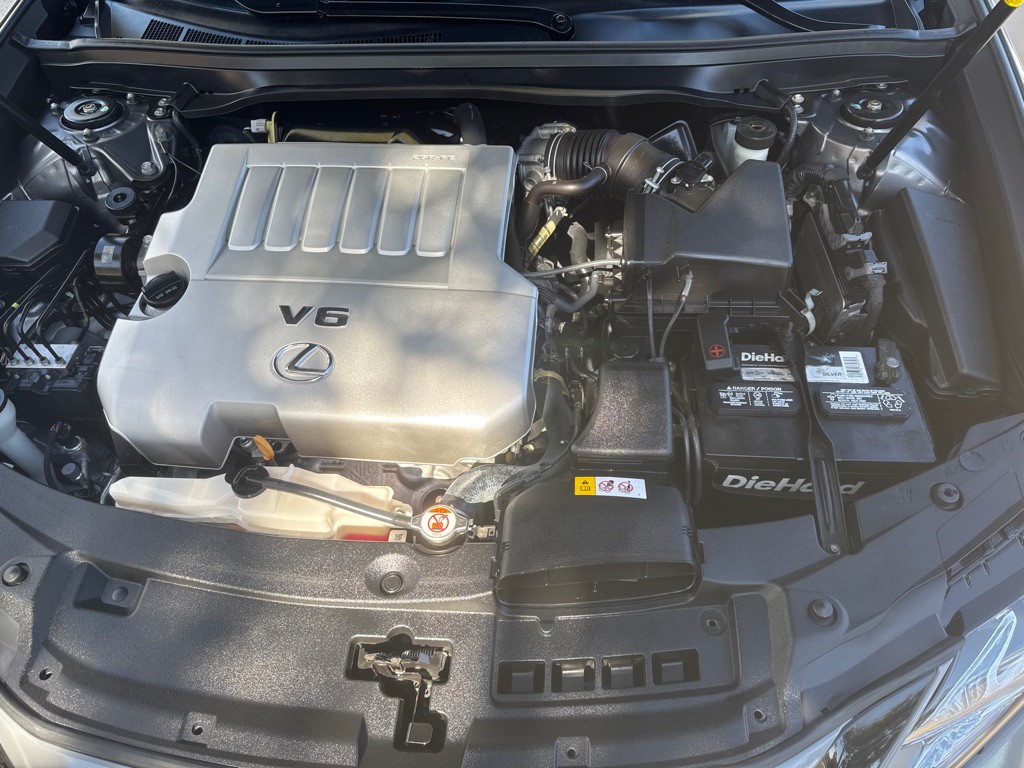 2018 Lexus ES Image 19