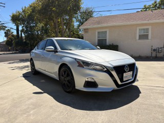 Image for 2020 Nissan Altima S ID: 7624118