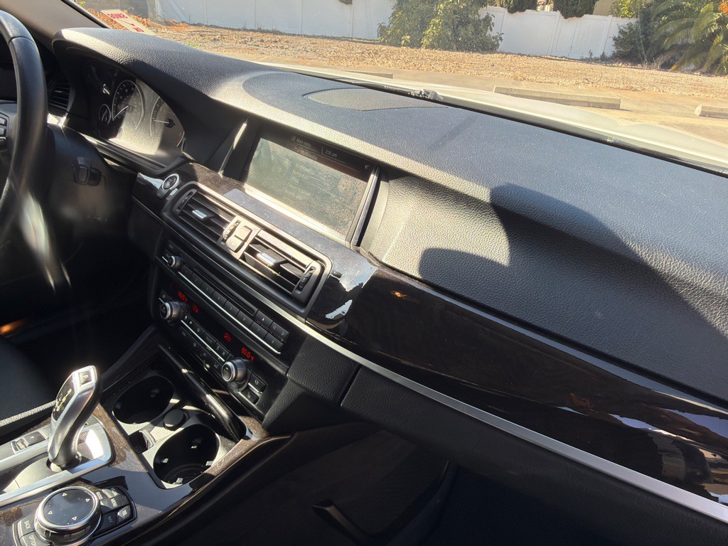 2014 BMW 5 Series Image 12