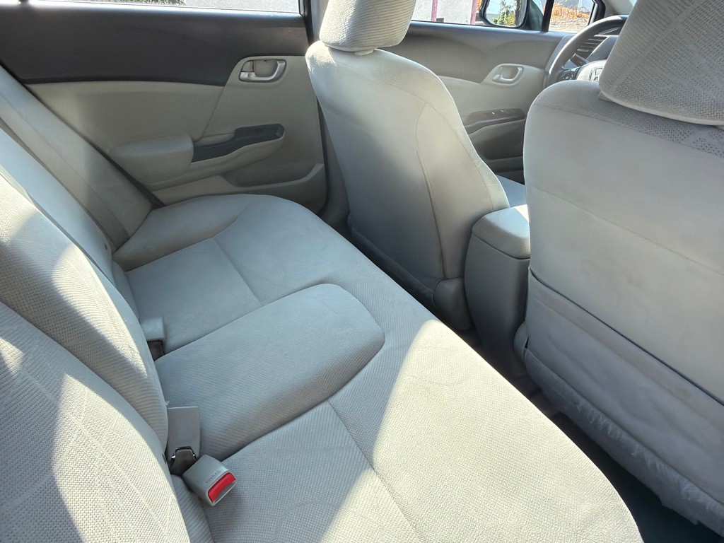 2012 Honda Civic Image 8