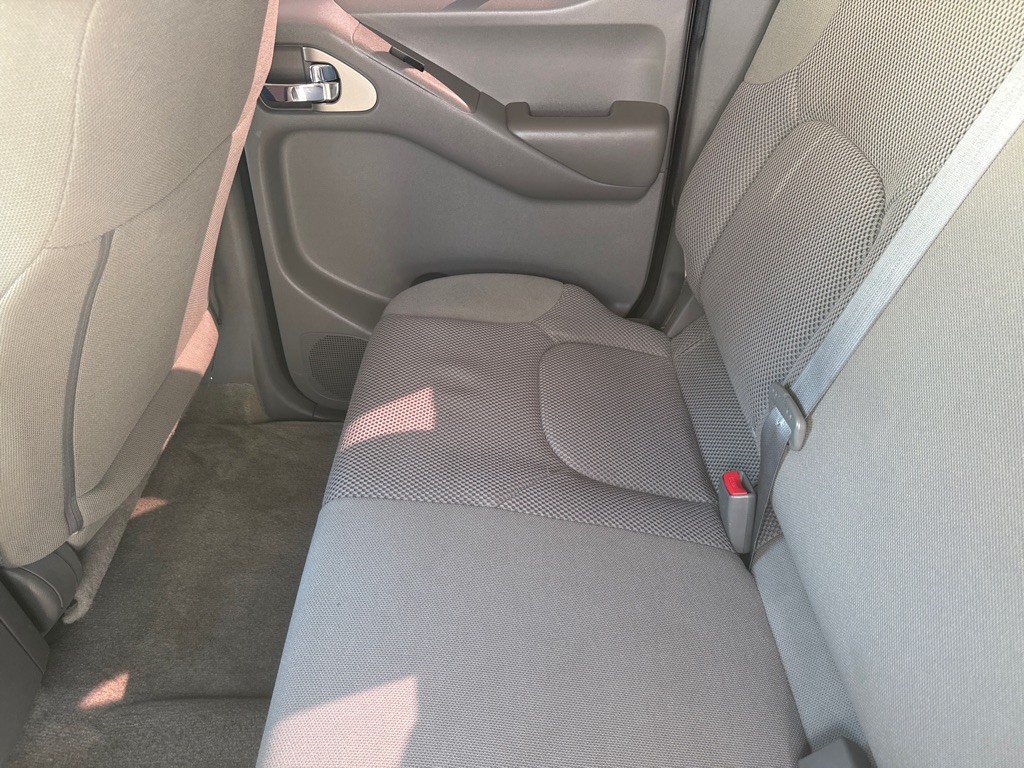 2018 Nissan Frontier Image 12