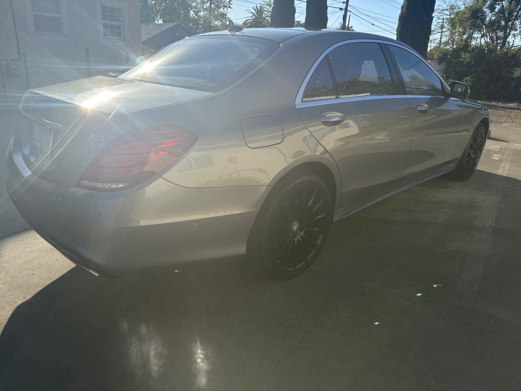 2015 Mercedes-Benz S-Class Image 9