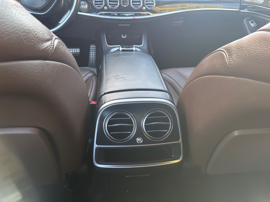 2015 Mercedes-Benz S-Class Image 21