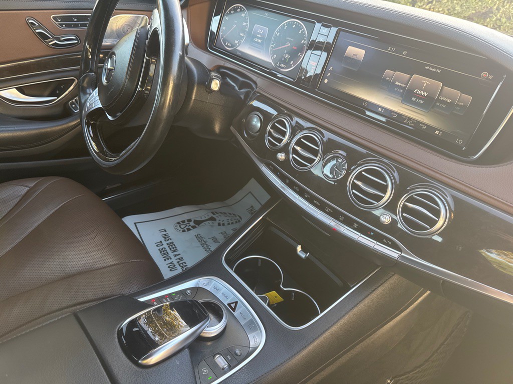 2015 Mercedes-Benz S-Class Image 23