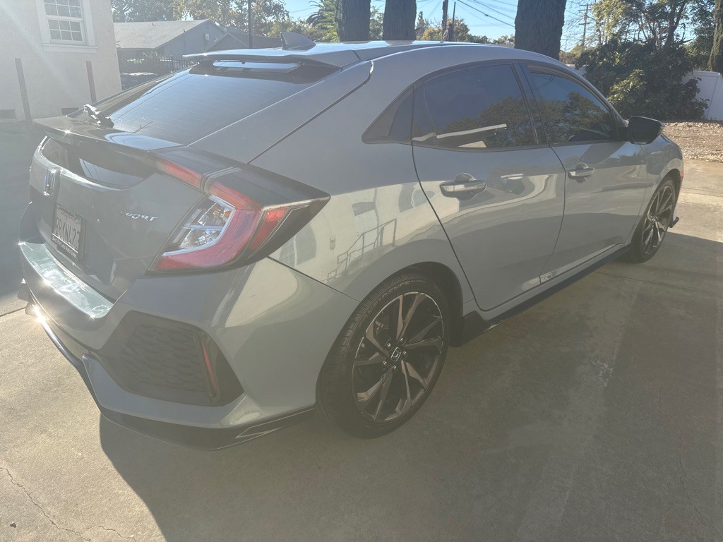 2018 Honda Civic Image 9