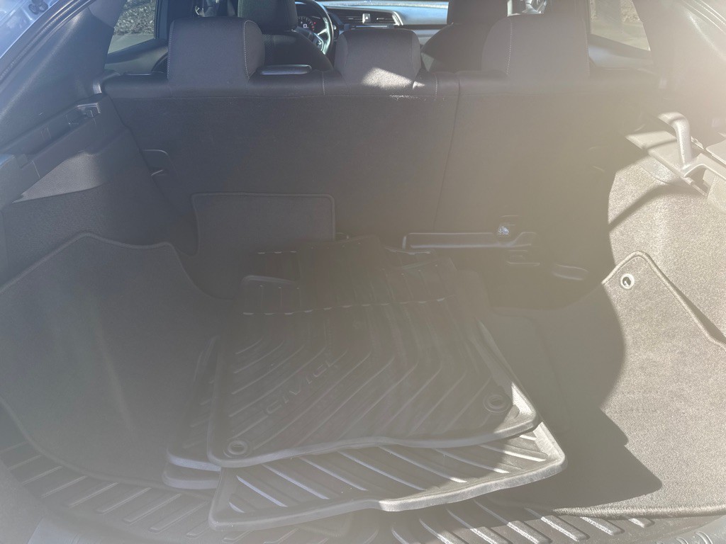 2018 Honda Civic Image 13