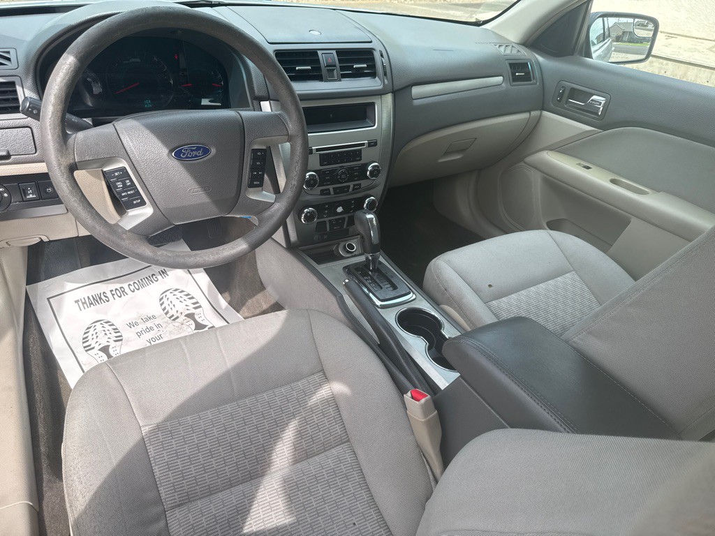 2011 Ford Fusion Image 8
