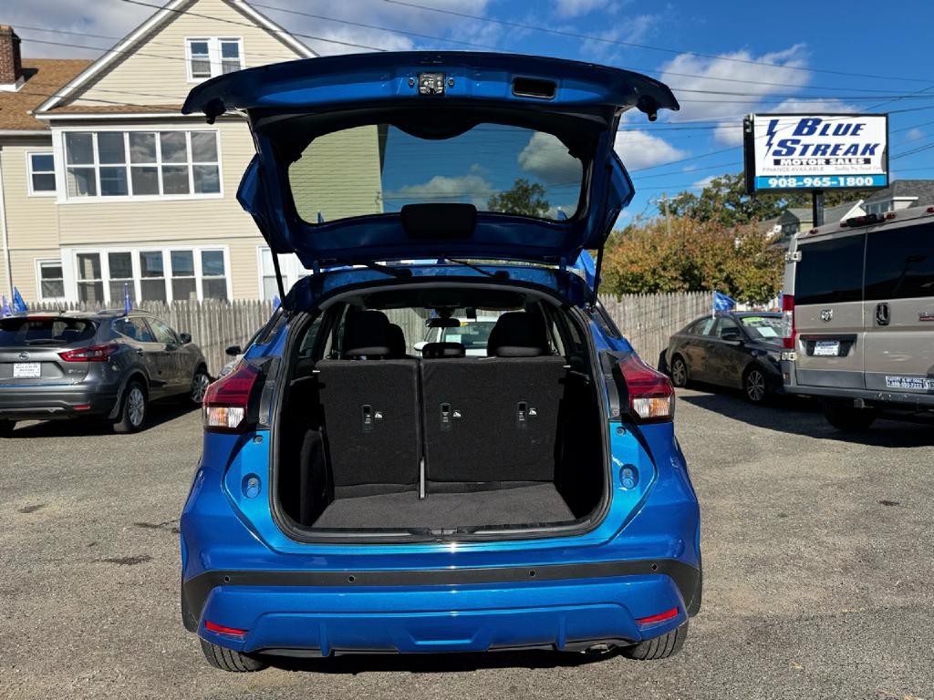 2023 Nissan Kicks Image 12