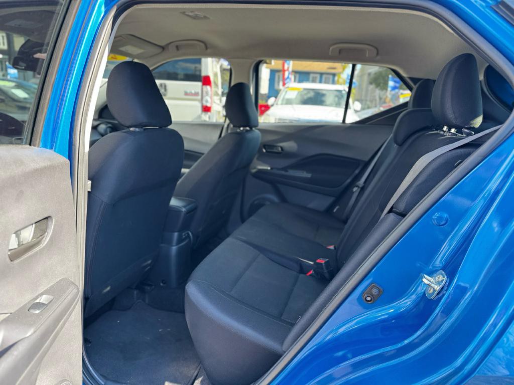 2023 Nissan Kicks Image 16
