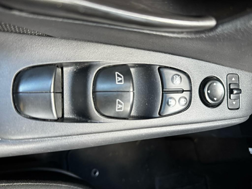 2023 Nissan Kicks Image 26