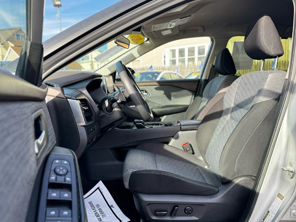 2023 Nissan Rogue Image 15