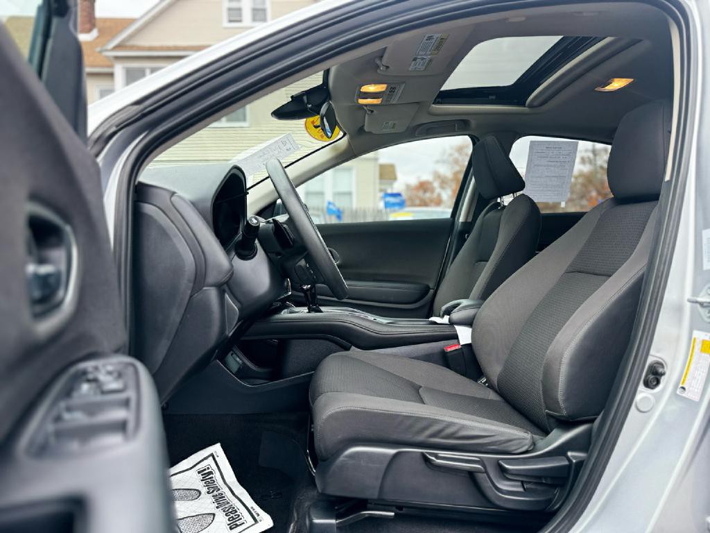 2022 Honda HR-V Image 15