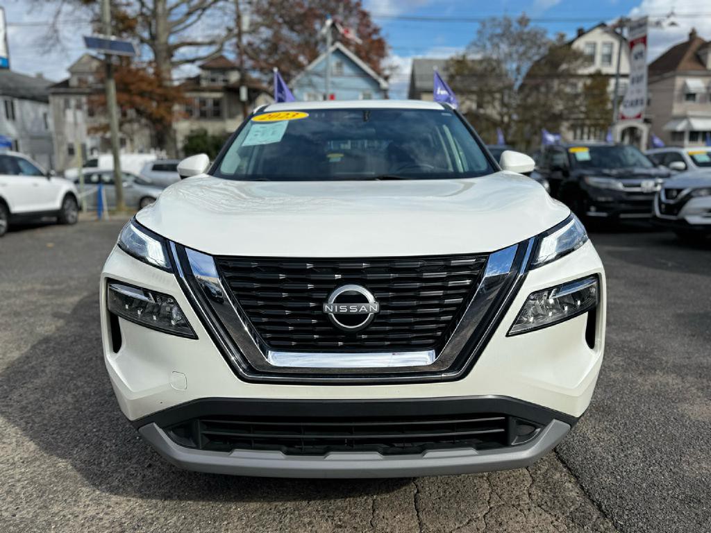 2023 Nissan Rogue Image 2