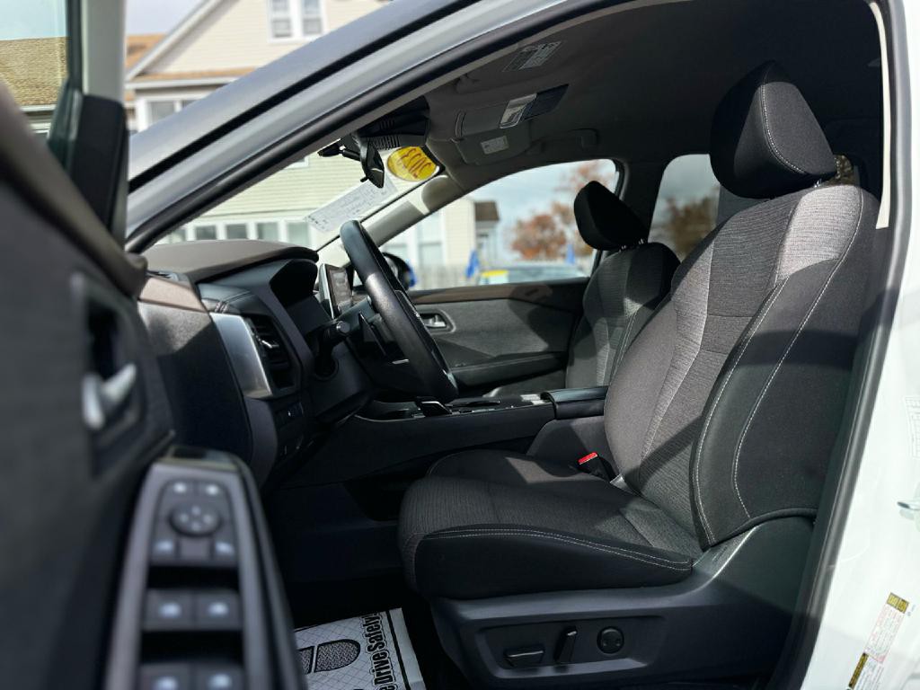 2023 Nissan Rogue Image 15