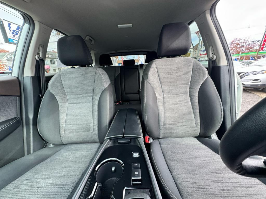 2023 Nissan Rogue Image 19