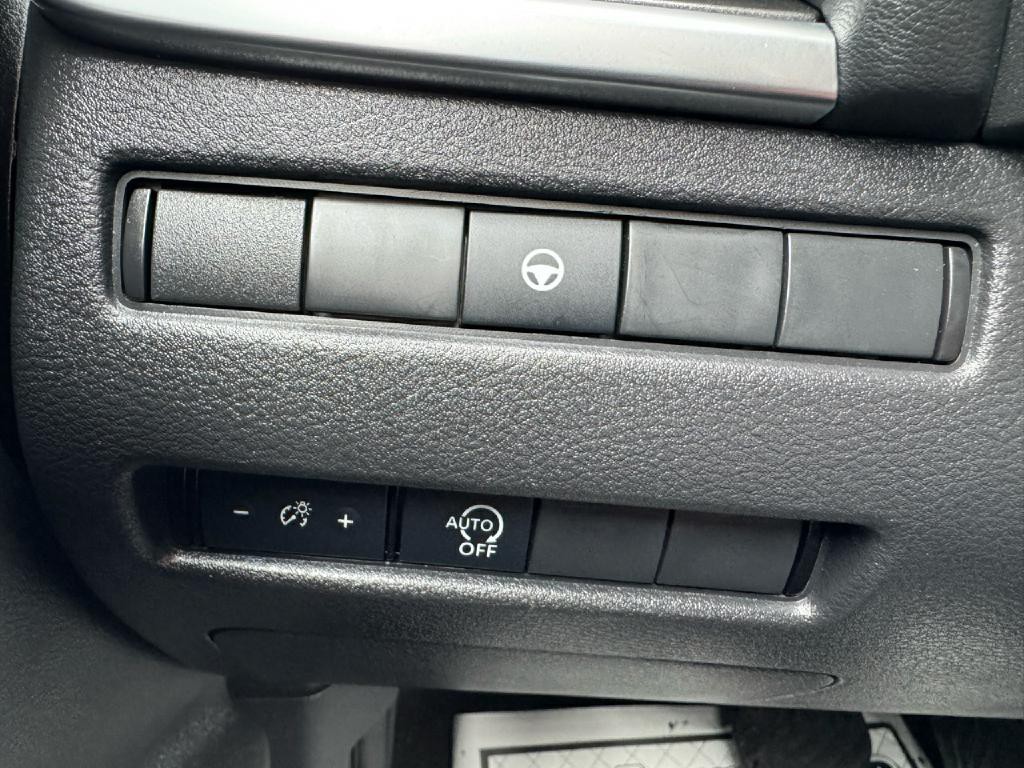 2023 Nissan Rogue Image 28