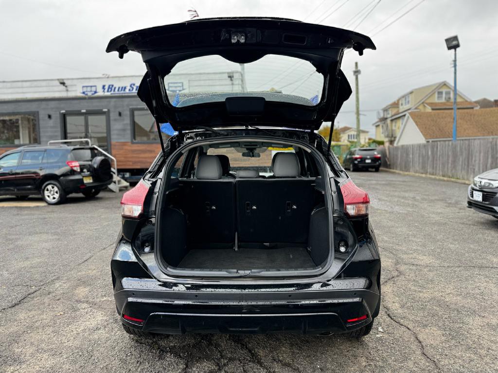 2023 Nissan Kicks Image 12