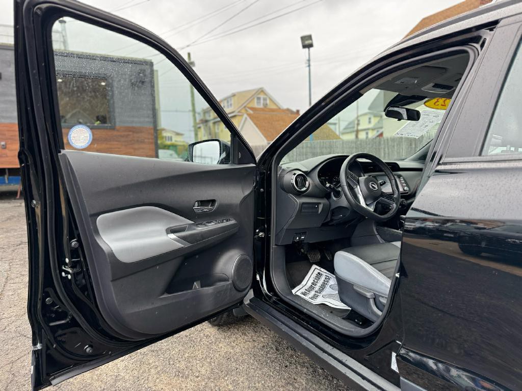 2023 Nissan Kicks Image 14