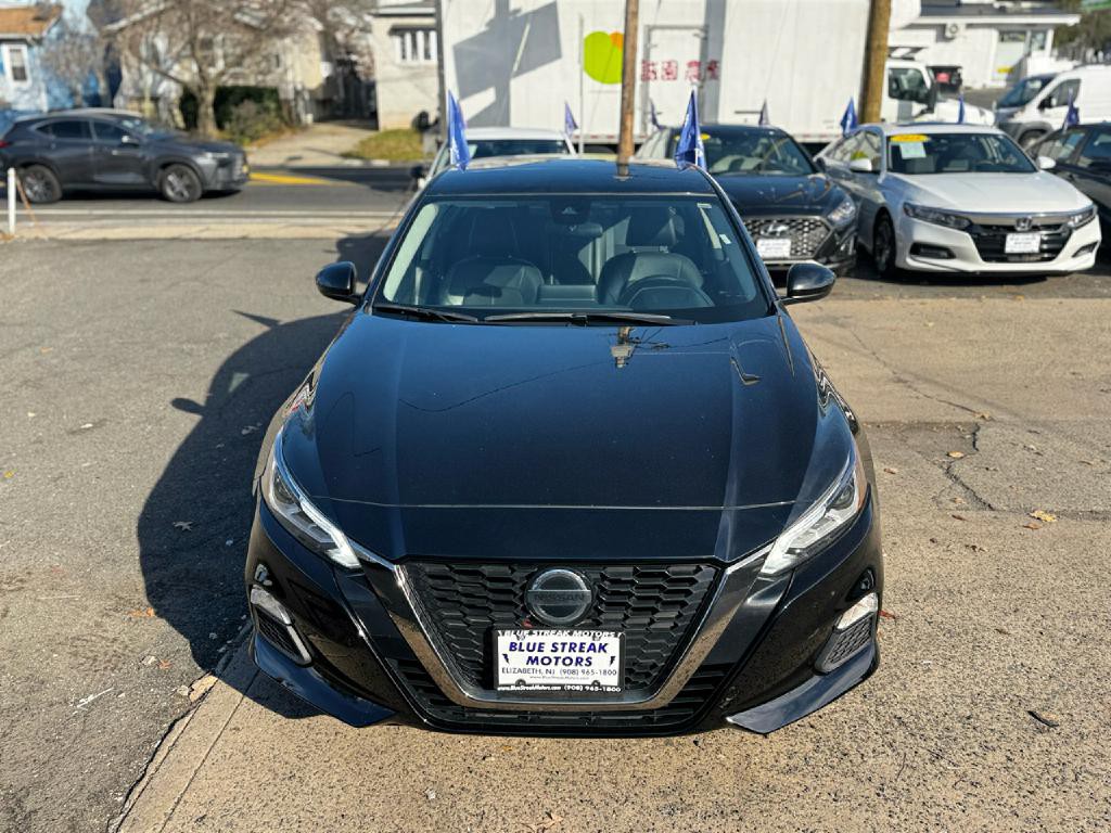 2022 Nissan Altima Image 4
