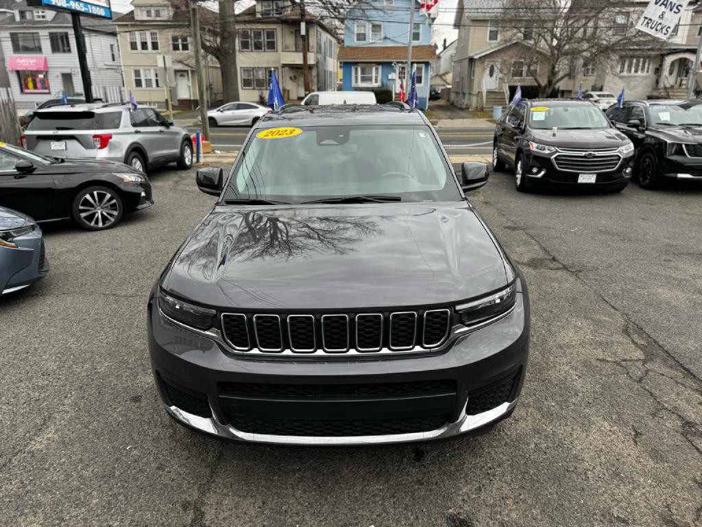 2023 Jeep Grand Cherokee Image 4